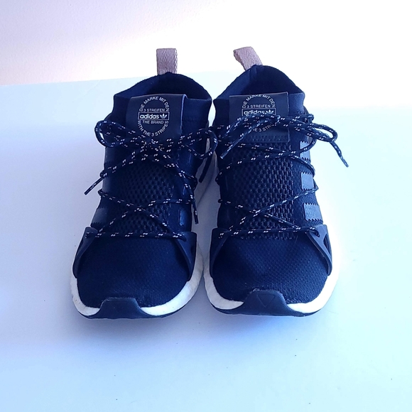 Adidas Flyknit Sneakers size 9 - Picture 5 of 8